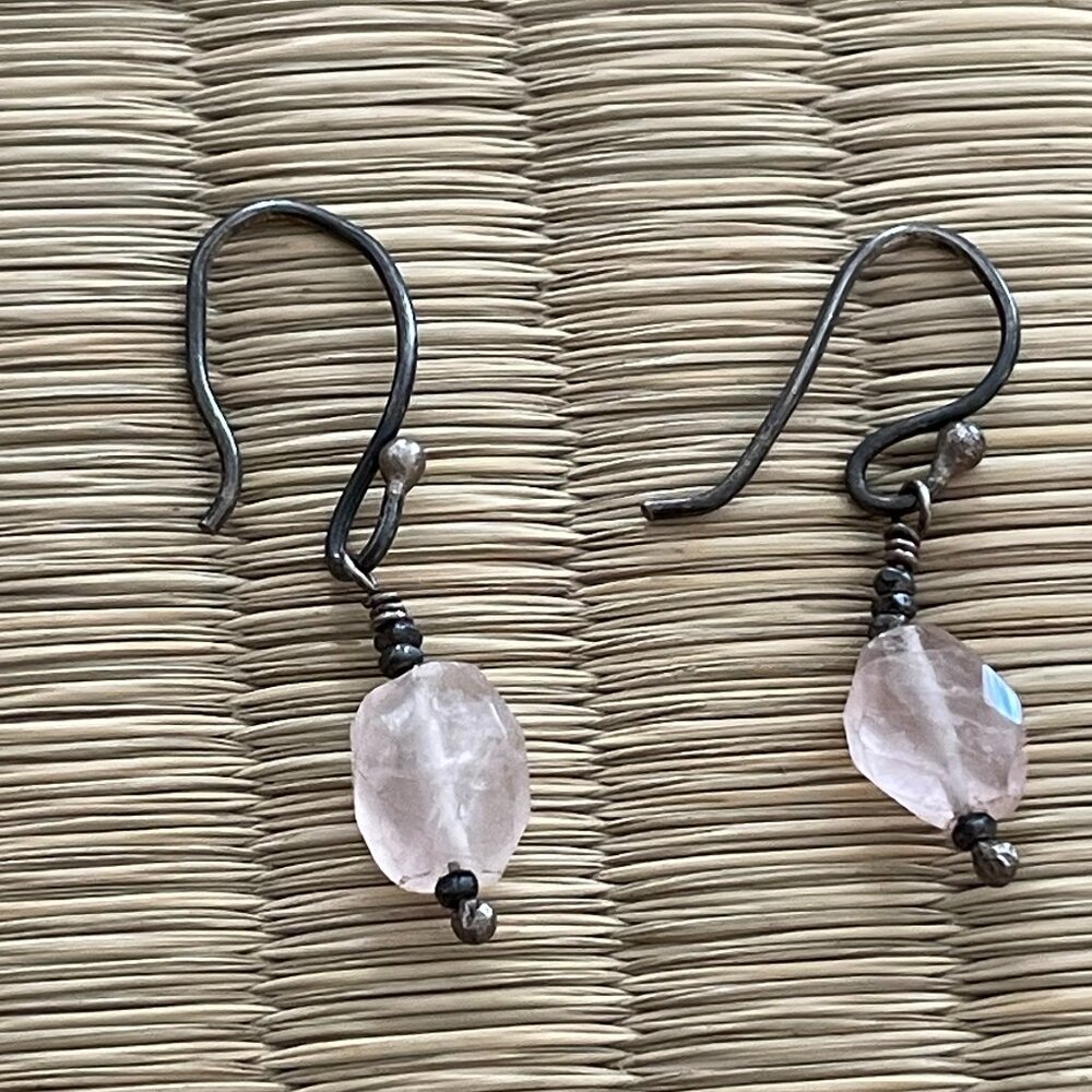 VINTAGE Sterling Silver Rose Quartz Dangle Earrings